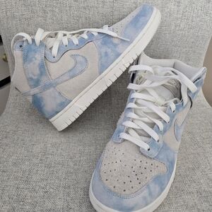 Nike Blue and White High-Top Sneakers